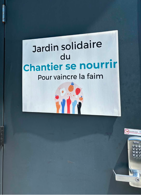 Affiche au jardin